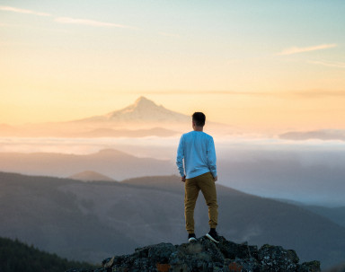 tim-bogdanov-4uojMEdcwI8-unsplash